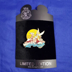 Disney Pin Trading LE Winter Around The World Tinkerbell Pin